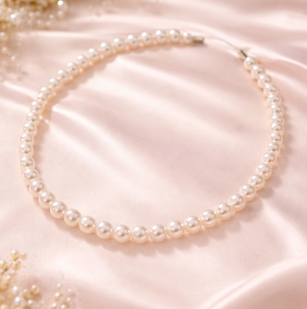 Elegant Pearl Headband Used
